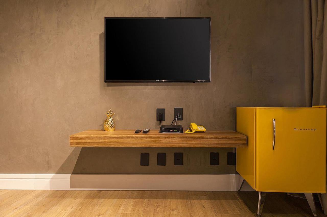 You Stay At Vila Olimpia - Itc São Paulo Kültér fotó A television set